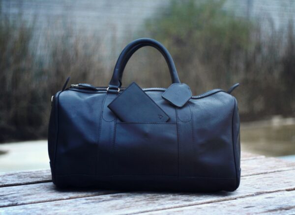 sac weekend cuir noir